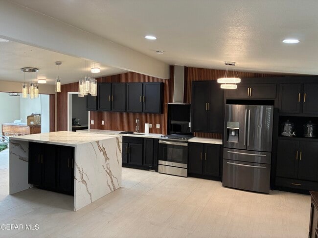 Building Photo - 8316 W H Burges Dr