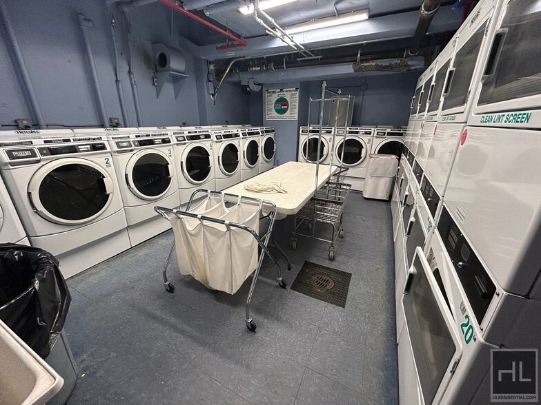 Building Photo - East 82nd Street