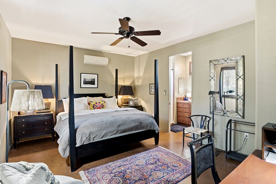 Building Photo - 42 Calle Maria Elena