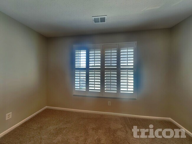 Building Photo - 113 Homestead Pl