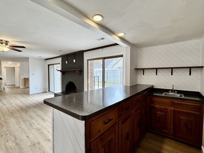 Building Photo - READY NOW!! 4-Bedroom Home in Lake Trant w/Attached Garage! Pet Friendly!