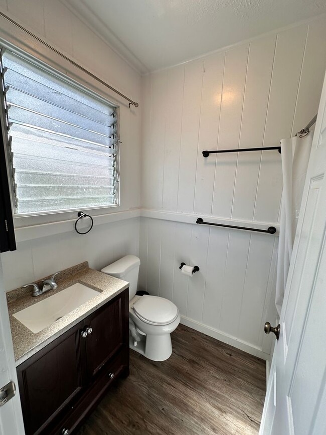Building Photo - Charming Island Retreat – Available Now