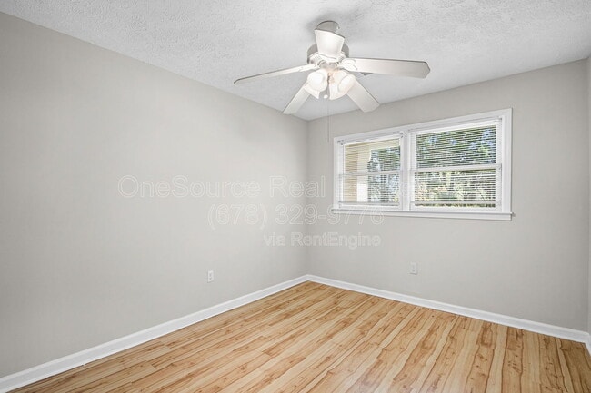 Building Photo - 13 Hearthwood Ct