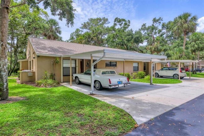 Building Photo - 4949 Village Garden Dr