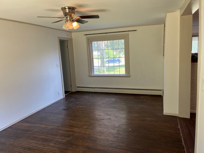Building Photo - 1400 Titus Ave