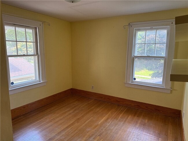 Building Photo - 23 Highland Ave