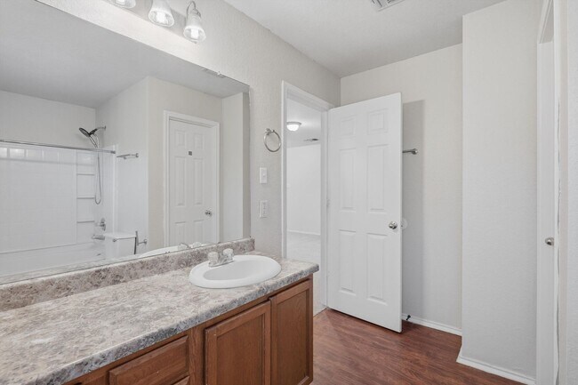 Building Photo - 4BR Home with Open Living Area & Included Appliances