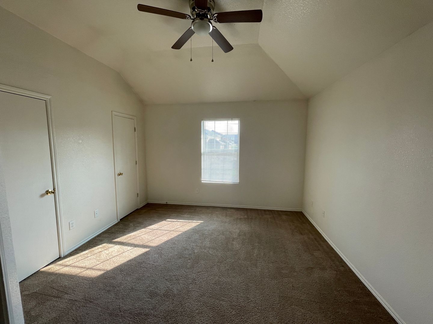 Building Photo - 4408 Abigail Dr
