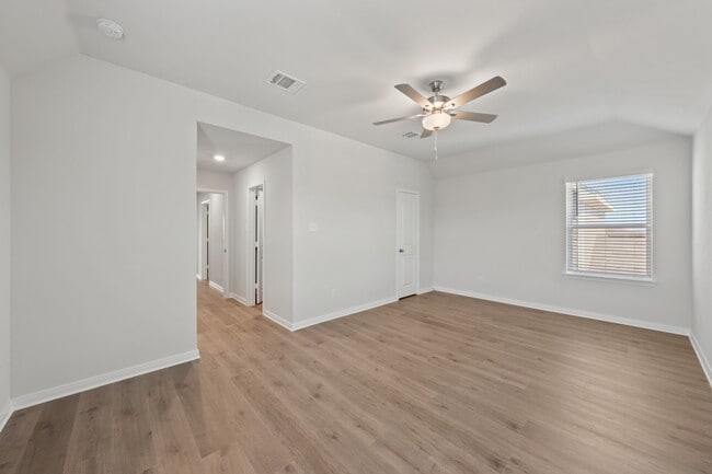 Building Photo - 1004 Camelia Grv Ct