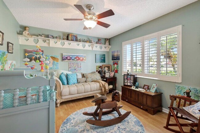 Building Photo - 455 Mohawk Ln