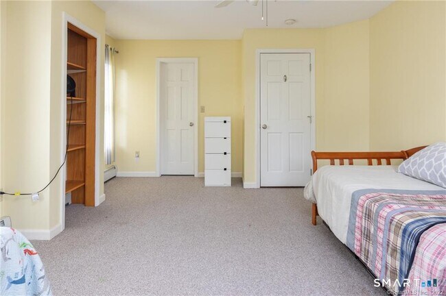 Building Photo - 5 Mariners Way