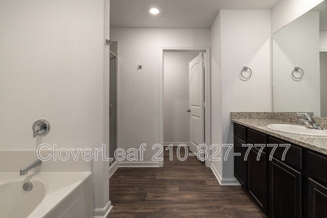 Building Photo - 4139 Trail de Paris