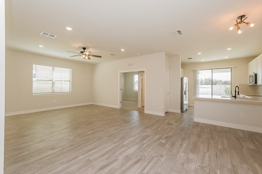 Building Photo - 11413 Green Harvest Dr.