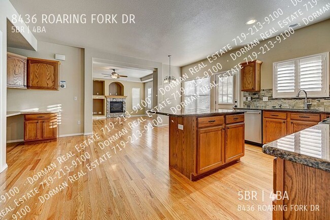 Building Photo - 8436 Roaring Fork Dr