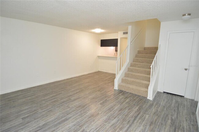 Building Photo - 5006 Moro Manor Dr