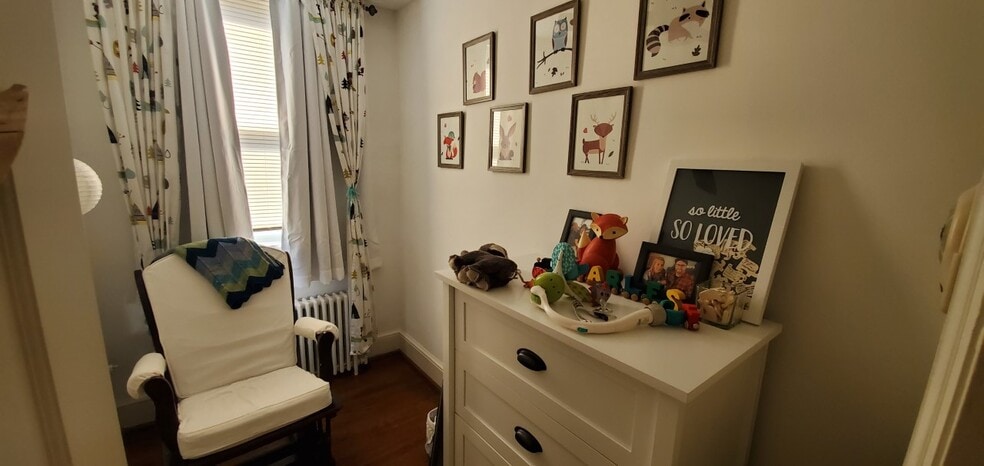 Building Photo - 1818 Montrose St