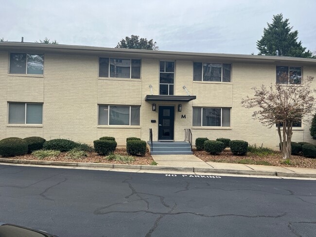 Building Photo - 449 Clairemont Ave