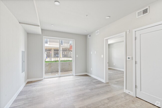 1BR, 1BA - 704SF - 22 Kennedy St NW