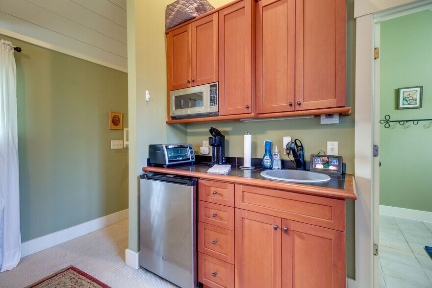 Building Photo - 64 Wrights Point Cir