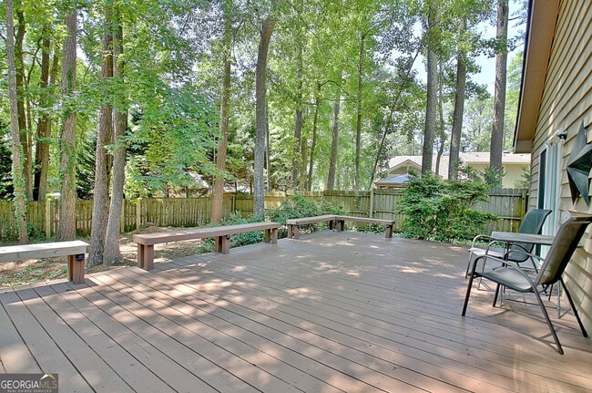 Building Photo - 102 Brookwood Path