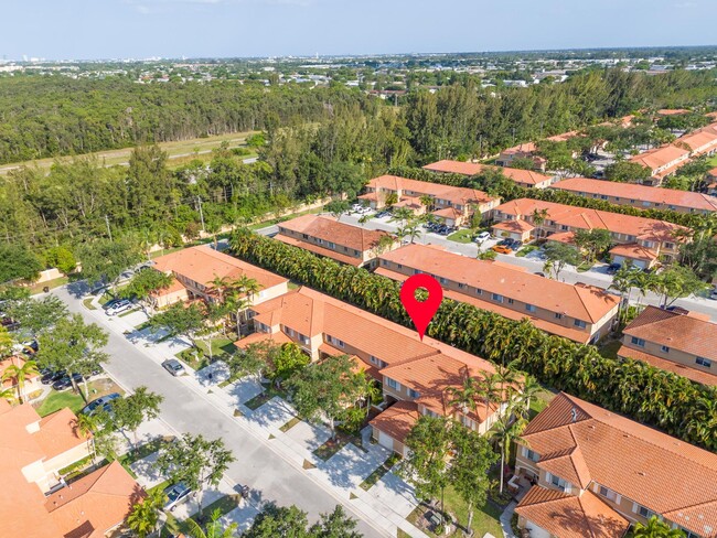 Building Photo - 6126 Sugar Loaf Ln