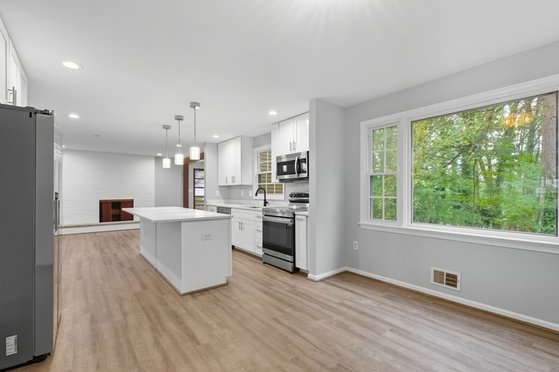 Building Photo - 13314 Vanessa Ave