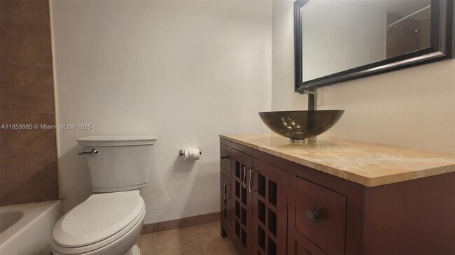 Building Photo - 3300 W Rolling Hills Cir