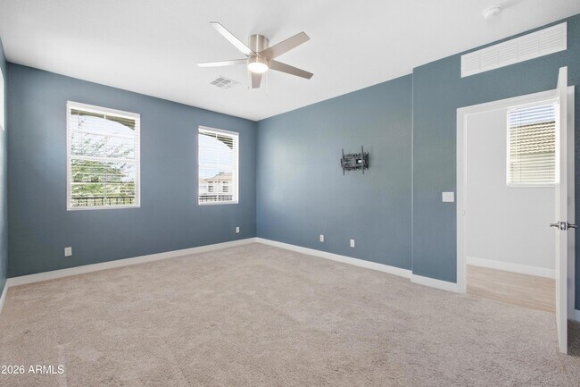 Building Photo - 4248 S Mariposa Dr