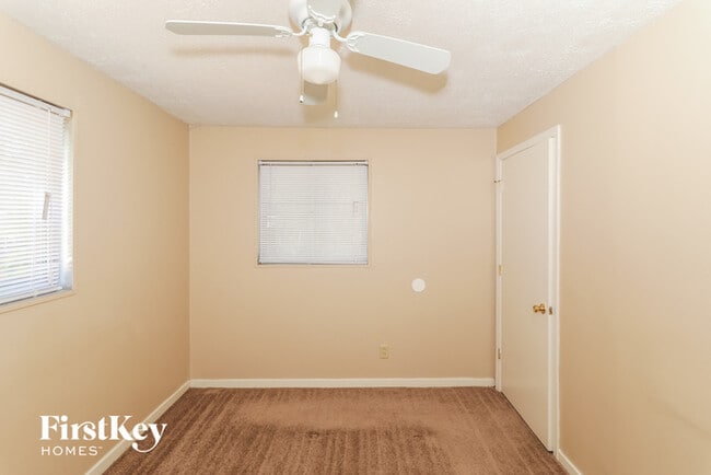 Building Photo - 1226 Wellsville Rd