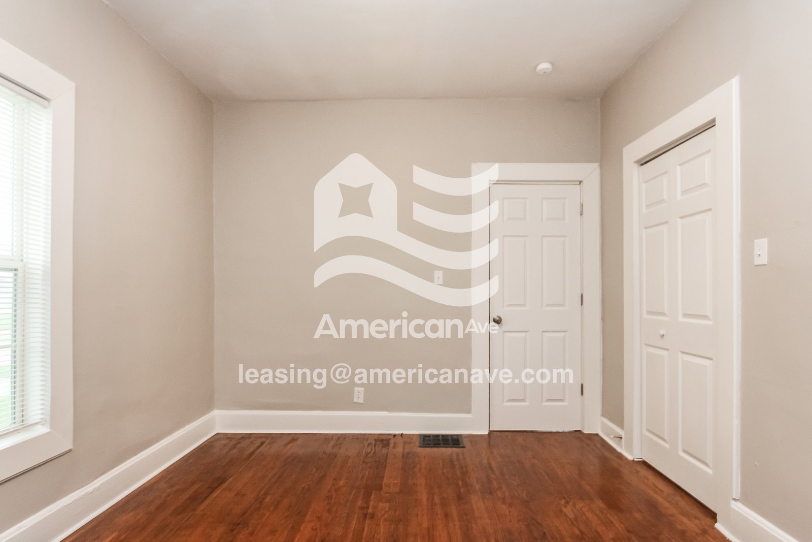 Building Photo - 1318 N Warman Ave