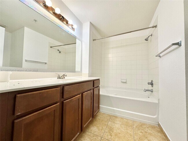 Building Photo - 10870 NW 88th Terrace