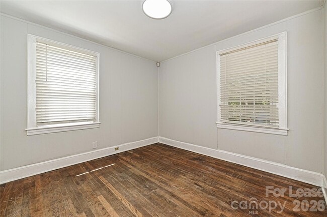 Building Photo - 415 Norris Ave