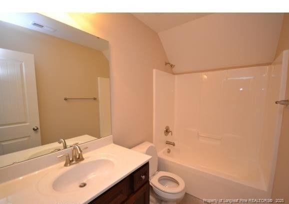 Building Photo - 425 Colonist Pl