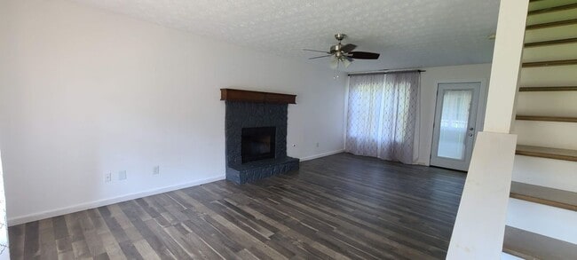 Building Photo - 640 Tribble Creek Dr