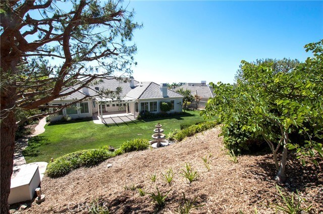 Building Photo - 15 Anacapa