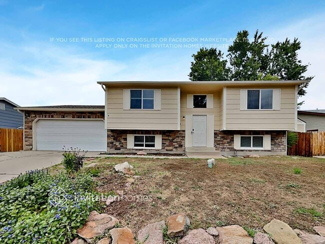 Building Photo - 18773 E Napa Dr