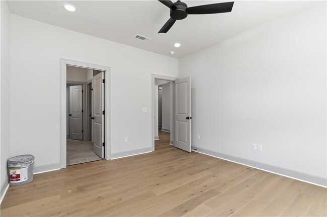 Building Photo - 1041 Whistler St