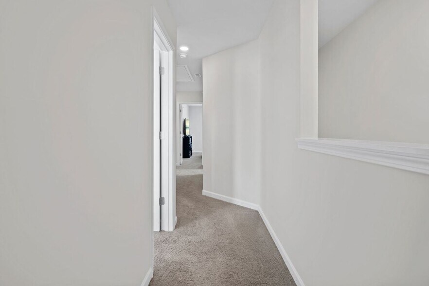 Building Photo - 2158 Dougherty Pl