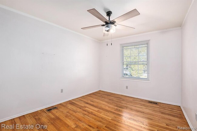 Building Photo - 1954 Atlas Ct