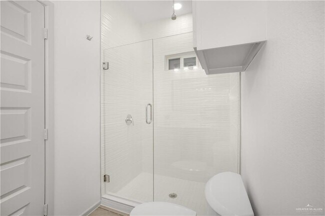 Building Photo - 25 Shavano Dr