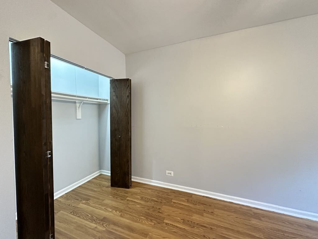 Building Photo - 5710 N Winthrop Ave