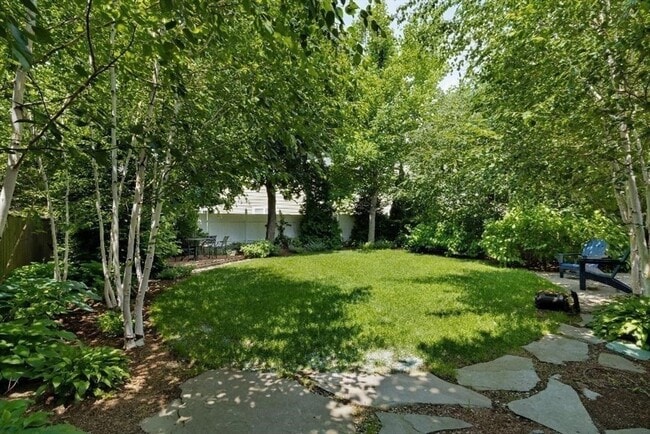 Building Photo - 23 Fairmont Ave