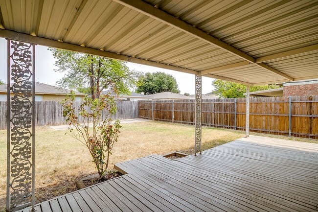 Building Photo - 4017 River Birch Rd
