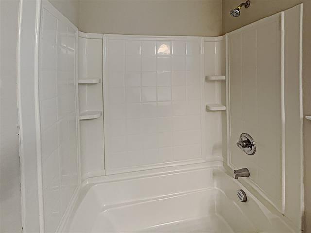 Building Photo - 10512 Wild Oak Dr