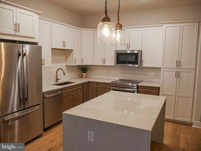 Building Photo - 44691 Wellfleet Dr