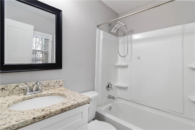 Building Photo - 888 Chartley Dr SW