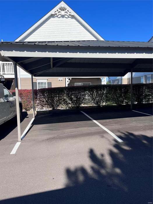 Building Photo - 5203 Spring Creek Ln