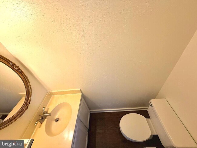 Building Photo - 5726 Edgewater Oak Ct