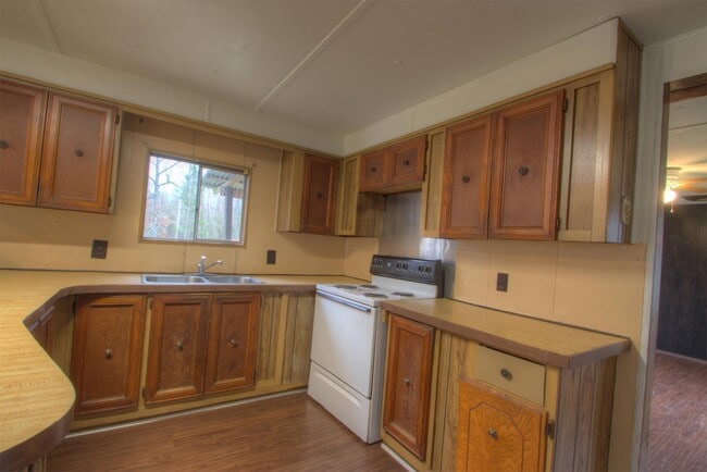 Building Photo - 30 PR 1186 Lot 8