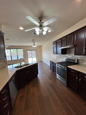 Building Photo - 452 Hunt Dr